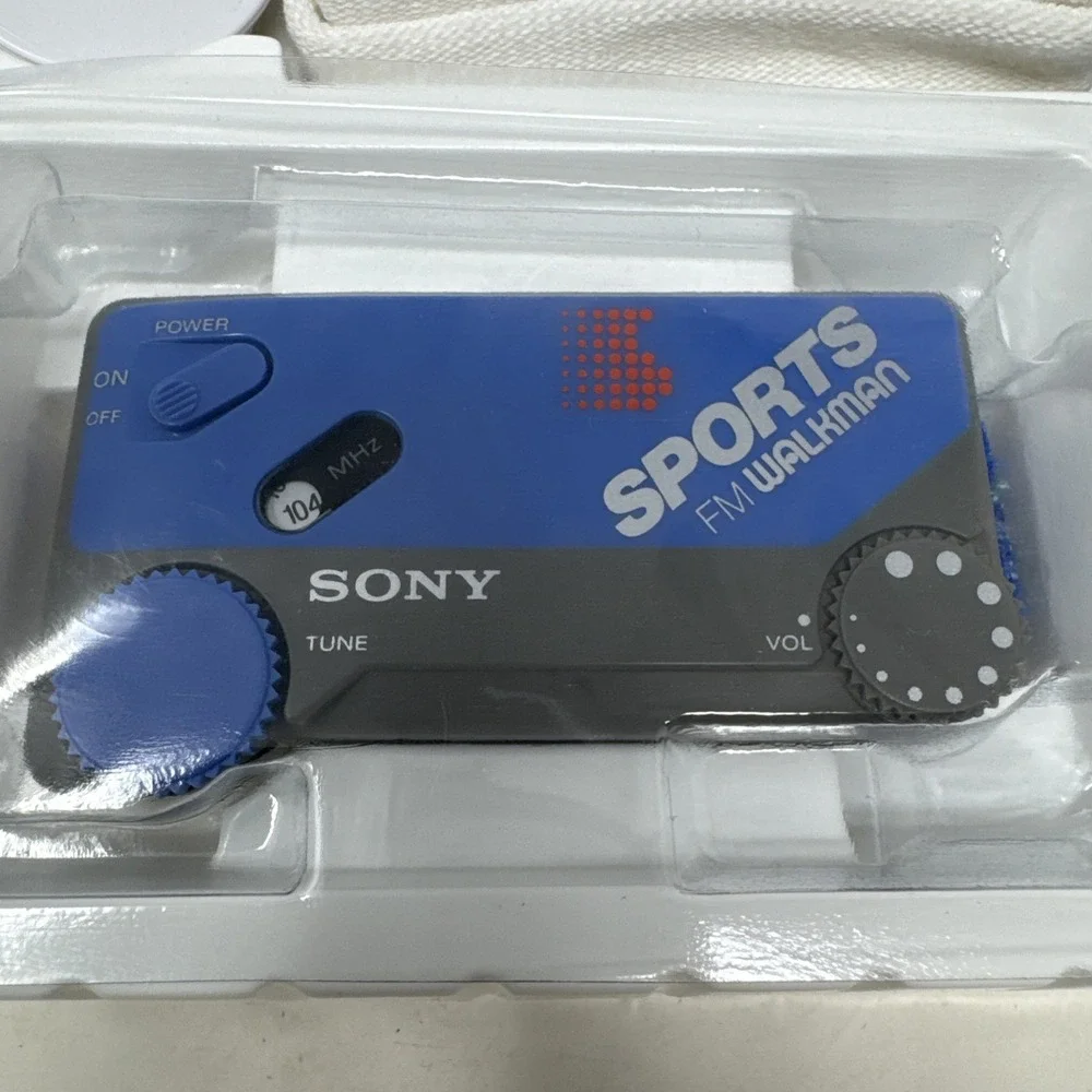 Sony Sports FM Walkman Sportsband SRF-F1 Water Resistant Complete In‎ Box New